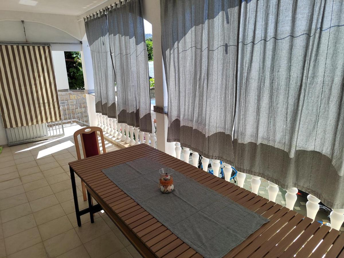 Apartments Mali Mate Tribalj المظهر الخارجي الصورة