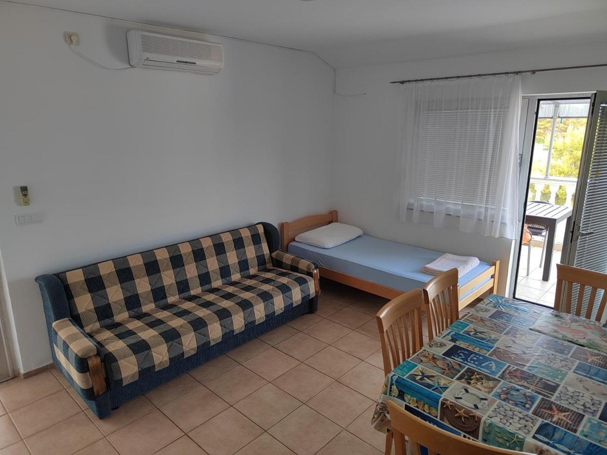 Apartments Mali Mate Tribalj المظهر الخارجي الصورة