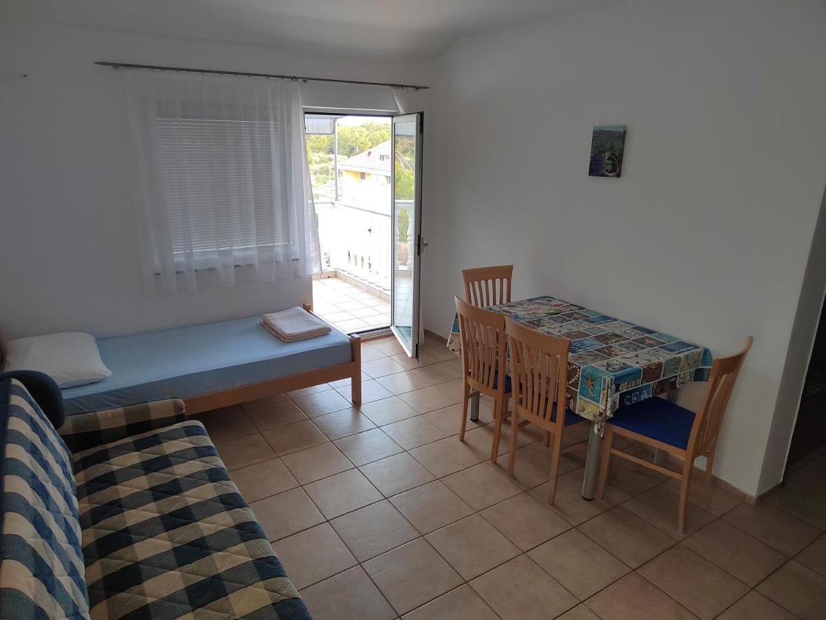 Apartments Mali Mate Tribalj المظهر الخارجي الصورة