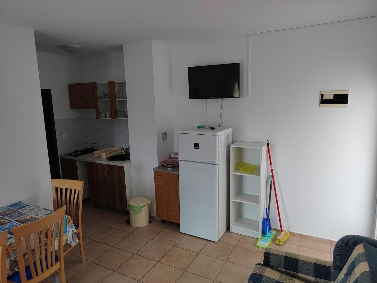 Apartments Mali Mate Tribalj المظهر الخارجي الصورة