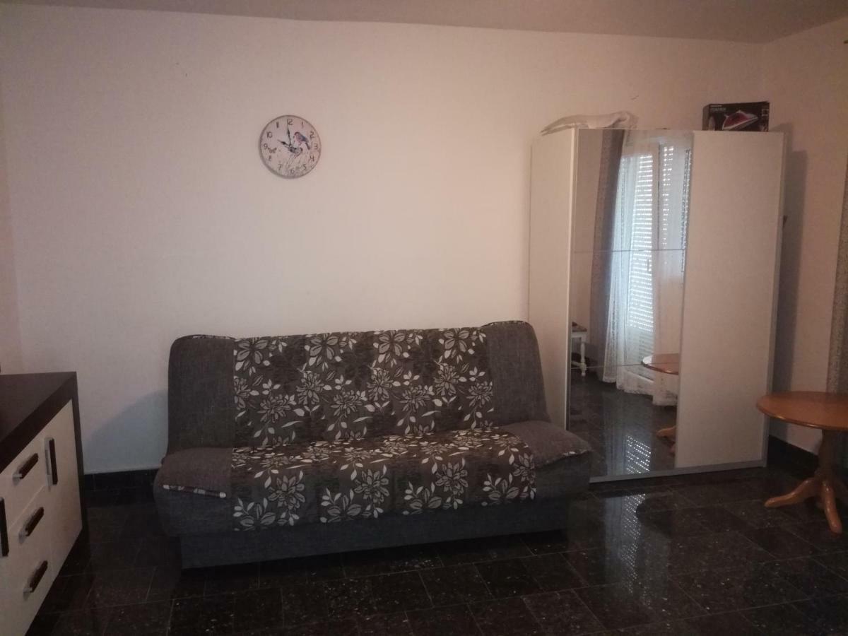 Apartments Mali Mate Tribalj المظهر الخارجي الصورة