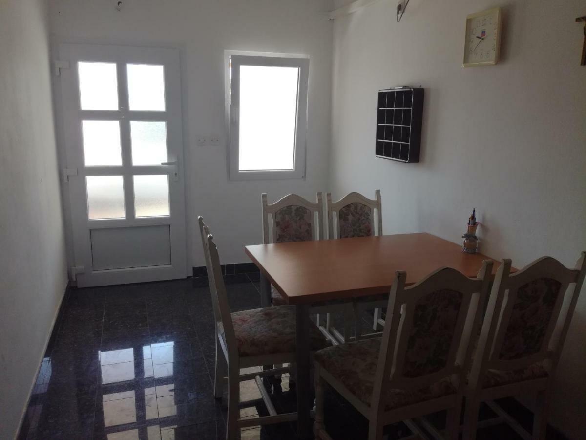 Apartments Mali Mate Tribalj المظهر الخارجي الصورة