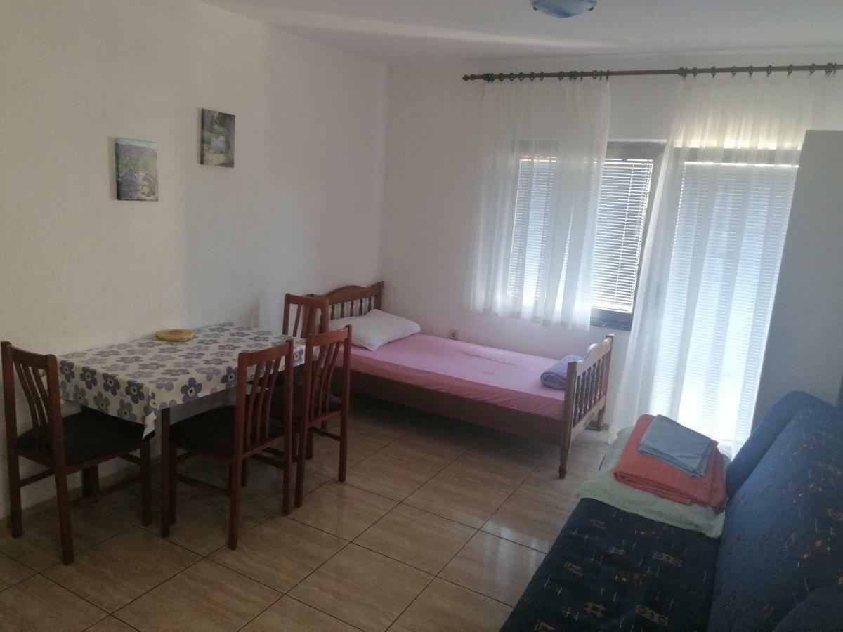 Apartments Mali Mate Tribalj المظهر الخارجي الصورة